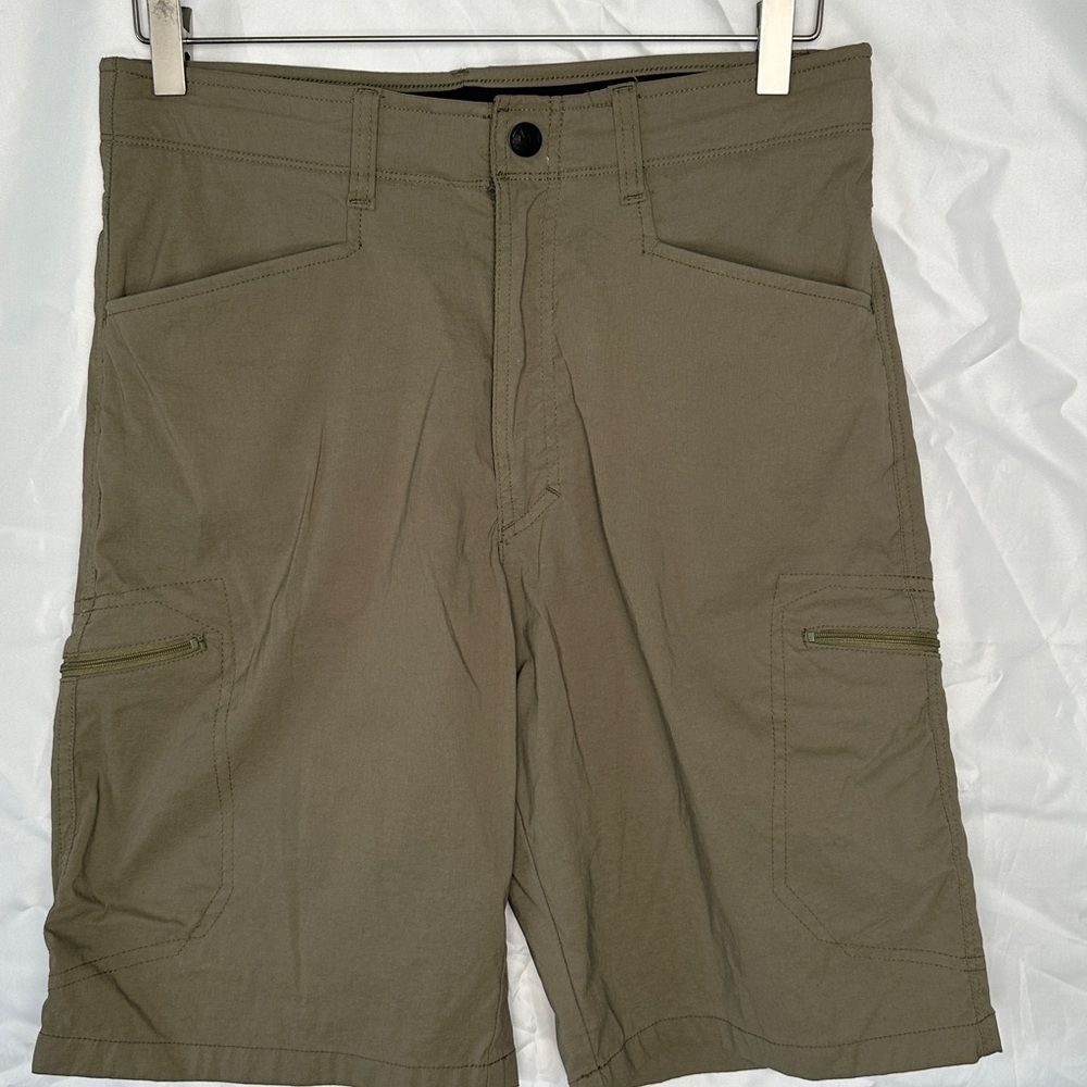 Wrangler Men's Olive Cargo Shorts